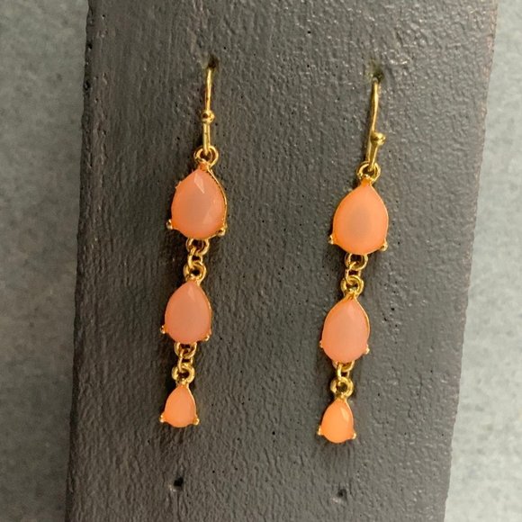 Jewelry - Blush pink drop gold dangle Earrings